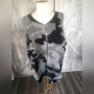 Torrid Gray and Black Camo Women's Zip Up Sweater
